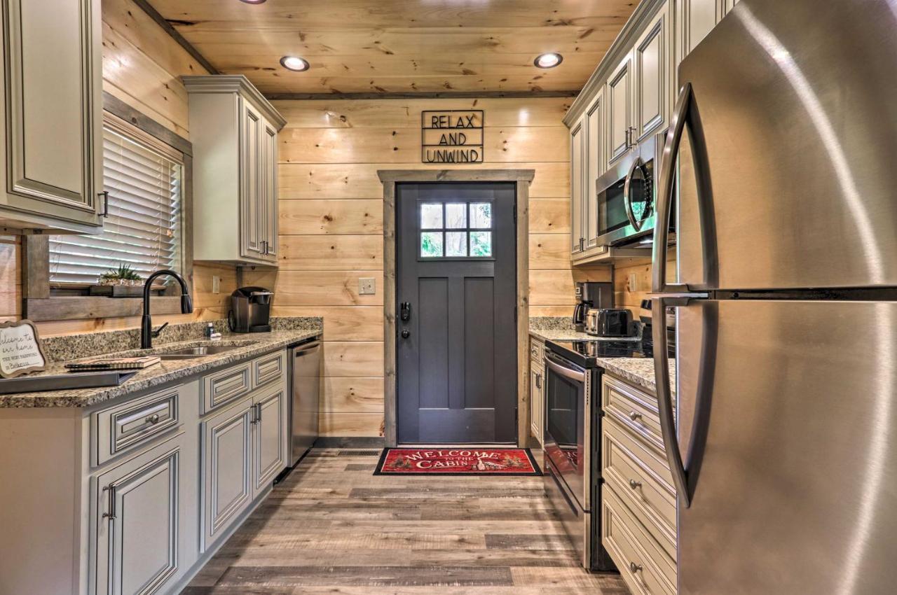 Modern Cabin With Hot Tub And Game Room In Gatlinburg! Extérieur photo