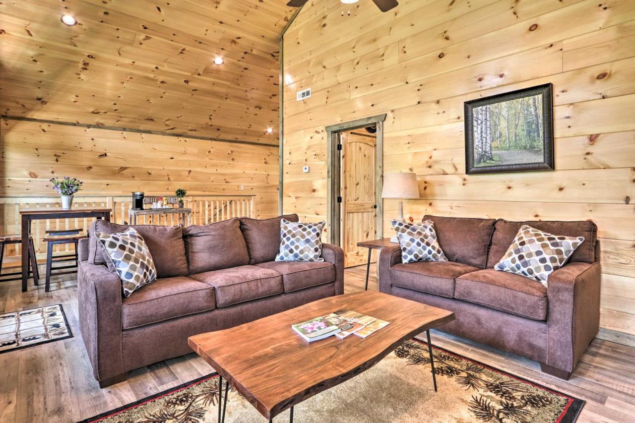 Modern Cabin With Hot Tub And Game Room In Gatlinburg! Extérieur photo